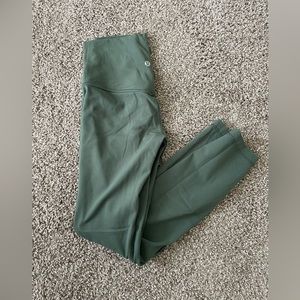 Lululemon align 25” size 4 leggings